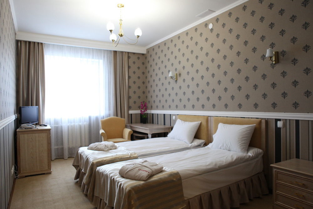 O Azamat Hotel Astana Luaran gambar