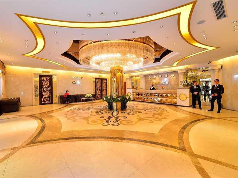 O Azamat Hotel Astana Luaran gambar